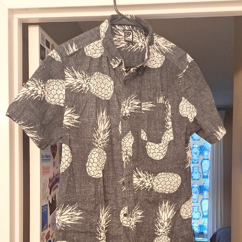 Casual Black and White Button Down Shirt with Pineapple Print